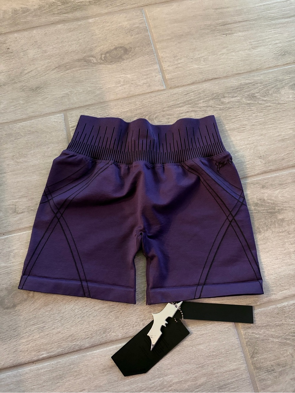 YoungLA Women’s W1143 BATMAN SEAMLESS SHORTS Purple Size Small NEW